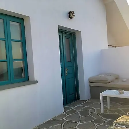 Kifines 2* Folegandros Town